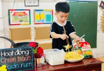 Cô Trò Chiên Bánh 