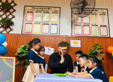 Thời Điểm Vàng Cho Trẻ Mầm Non Học Tiếng Anh – Cơ Hội Giúp Bé Phát Triển Toàn Diện