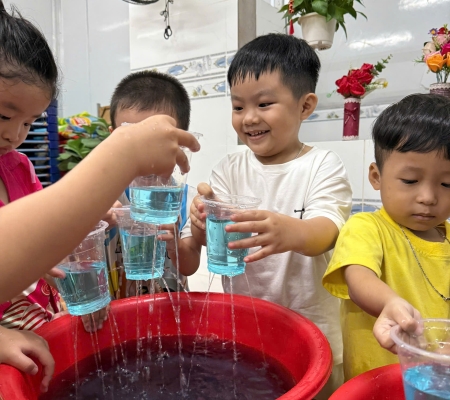 Thí Nghiệm: Cơn Mưa Mùa Hè