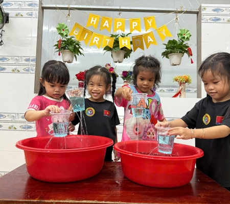 Thí Nghiệm: Cơn Mưa Mùa Hè